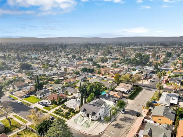 $1,808,000 | 8149 St Clair Avenue, North Hollywood, CA 91605
