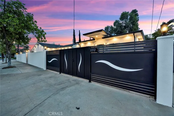 $1,808,000 | 8149 St Clair Avenue, North Hollywood, CA 91605