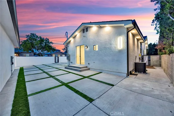 $1,808,000 | 8149 St Clair Avenue, North Hollywood, CA 91605