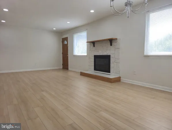 $3,950 | 220 University Boulevard East, Silver Spring, MD 20901