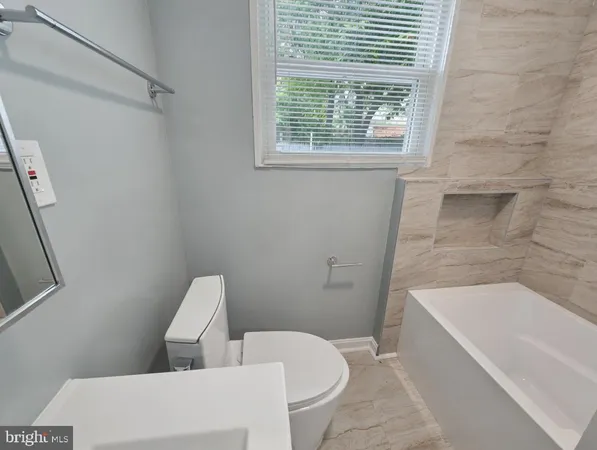 $3,950 | 220 University Boulevard East, Silver Spring, MD 20901