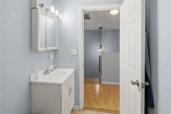 $369,900 | 135 Seamans Street, Unit 1, Providence, RI 02908