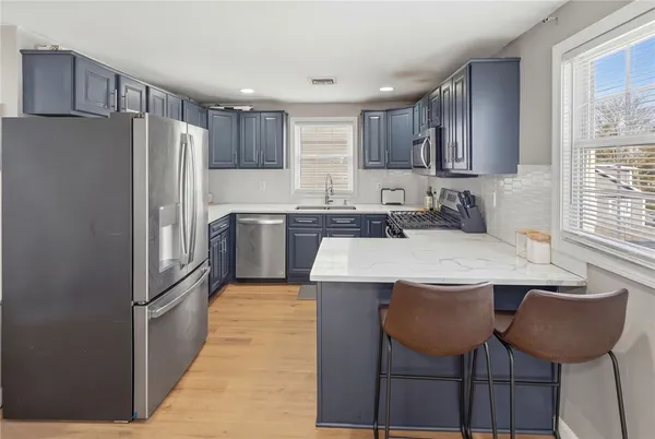 $369,900 | 135 Seamans Street, Unit 1, Providence, RI 02908