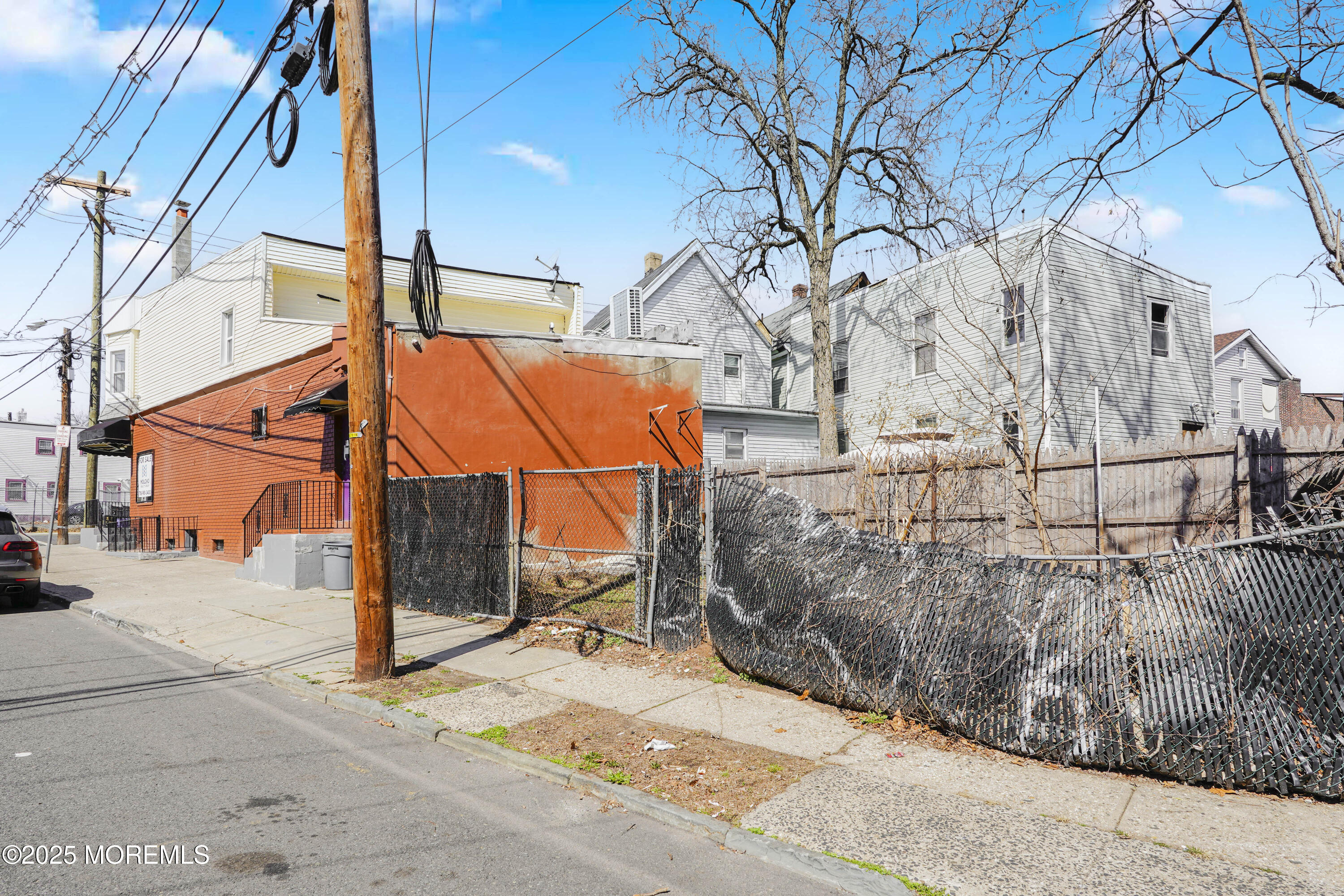 Pierce Street Newark, NJ 07103 - Photo 4 of 26 Photo Mar 18 2025, 11 56 40 PM