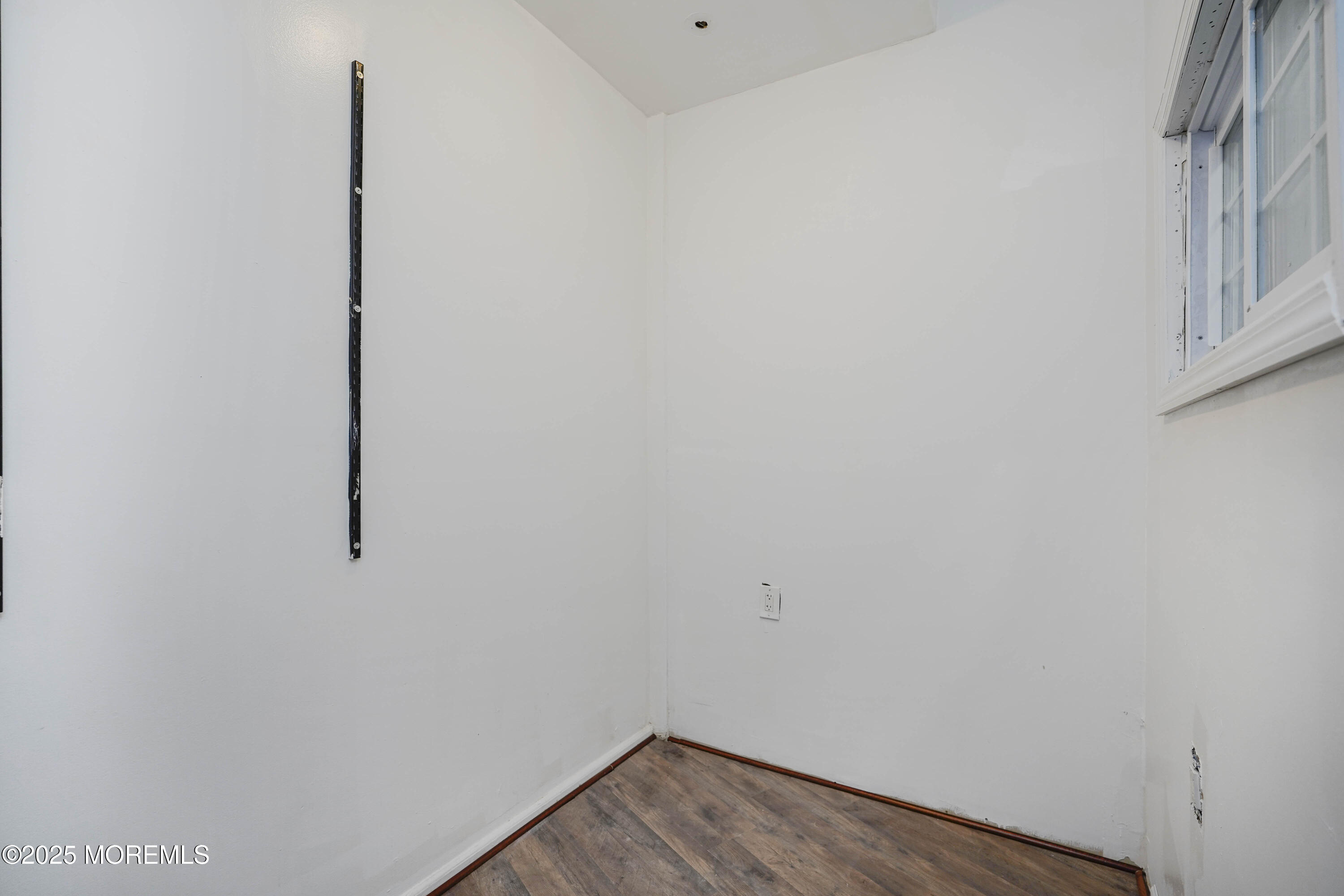 Pierce Street Newark, NJ 07103 - Photo 9 of 26 Photo Mar 18 2025, 11 51 08 PM