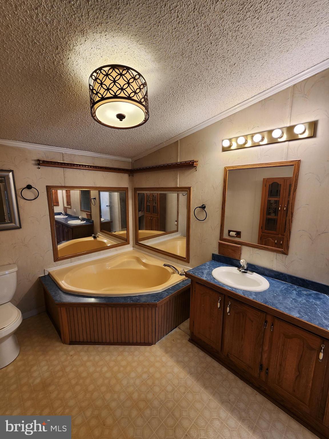 701 Cassel Road, Unit 114 Manchester, PA 17345 - Photo 10 of 18 Gallery Image 10