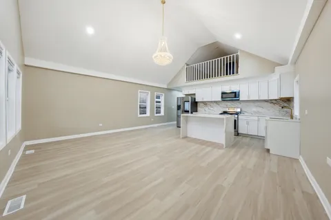 $379,000 | 2226 West 51st Street, Chicago, IL 60609