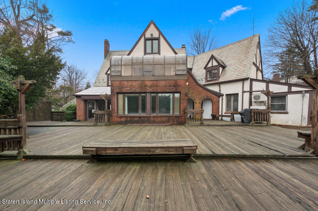 221 Benedict Road Staten Island, NY 10304 - Photo 29 of 42 Back deck exterior 3