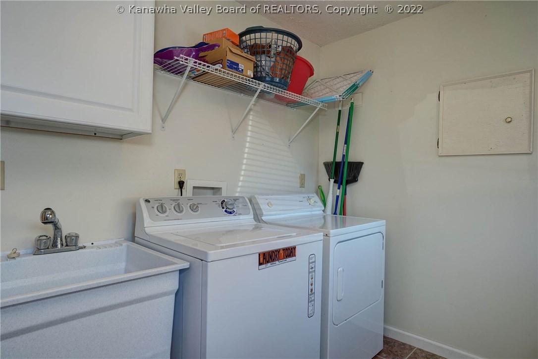 182 Tahoe Road Charleston, WV 25320 - Photo 19 of 27 Gallery Image 19