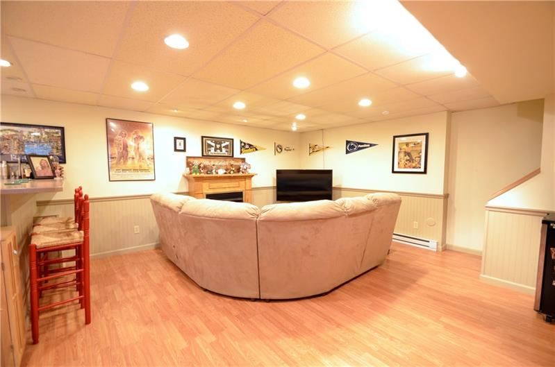 1790 Old State Road Gibsonia, PA 15044 - Photo 15 of 25 Gallery Image 15