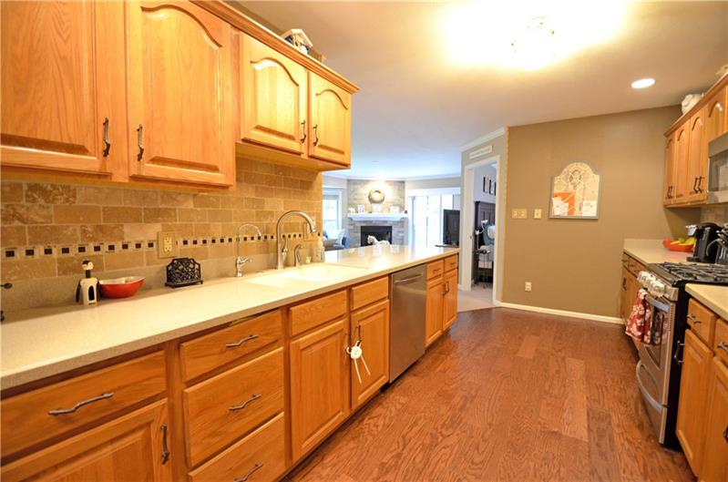 1790 Old State Road Gibsonia, PA 15044 - Photo 7 of 25 Gallery Image 7