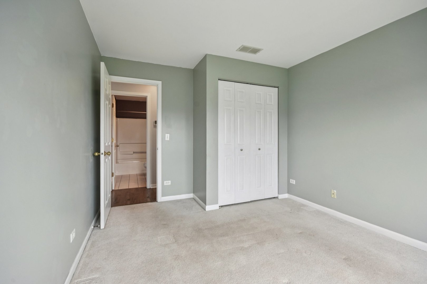 402 Woodview Circle, Unit D Elgin, IL 60120 - Photo 22 of 28