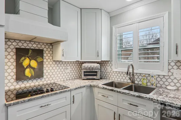 $550,000 | 1601 Fleetwood Plaza, Hendersonville, NC 28739