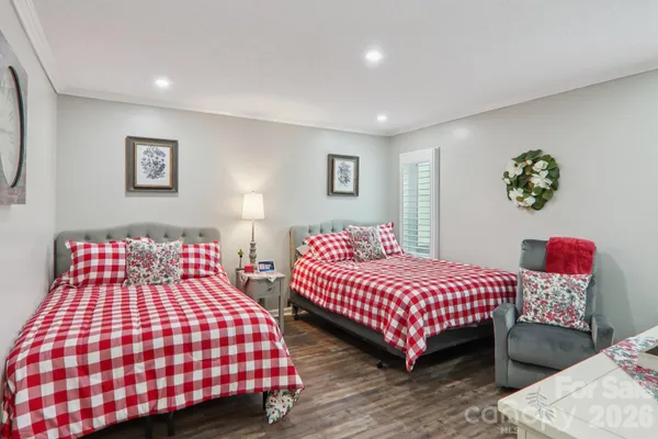 $550,000 | 1601 Fleetwood Plaza, Hendersonville, NC 28739