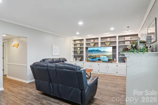 $550,000 | 1601 Fleetwood Plaza, Hendersonville, NC 28739