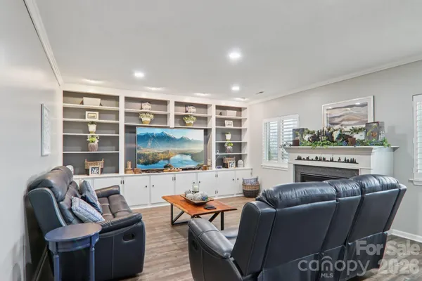 $550,000 | 1601 Fleetwood Plaza, Hendersonville, NC 28739