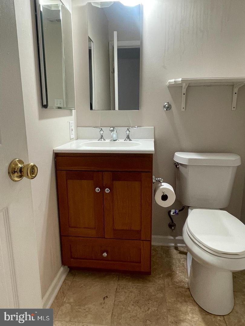 6223 Rathlin Drive Springfield, VA 22152 - Photo 27 of 32 LL BA