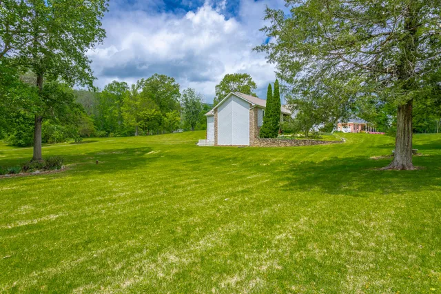 $499,900 | 19 Lower Brow Road, Dunlap, TN 37327
