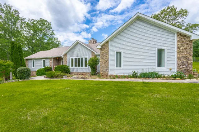 $499,900 | 19 Lower Brow Road, Dunlap, TN 37327