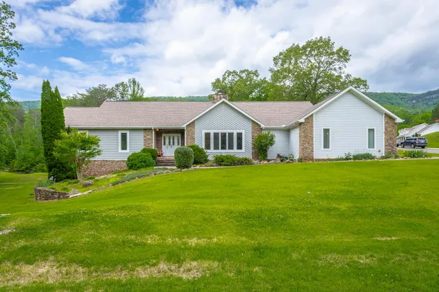 $499,900 | 19 Lower Brow Road, Dunlap, TN 37327