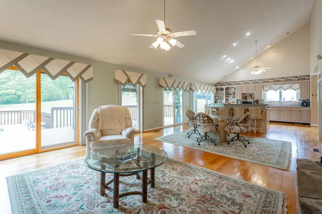 $499,900 | 19 Lower Brow Road, Dunlap, TN 37327