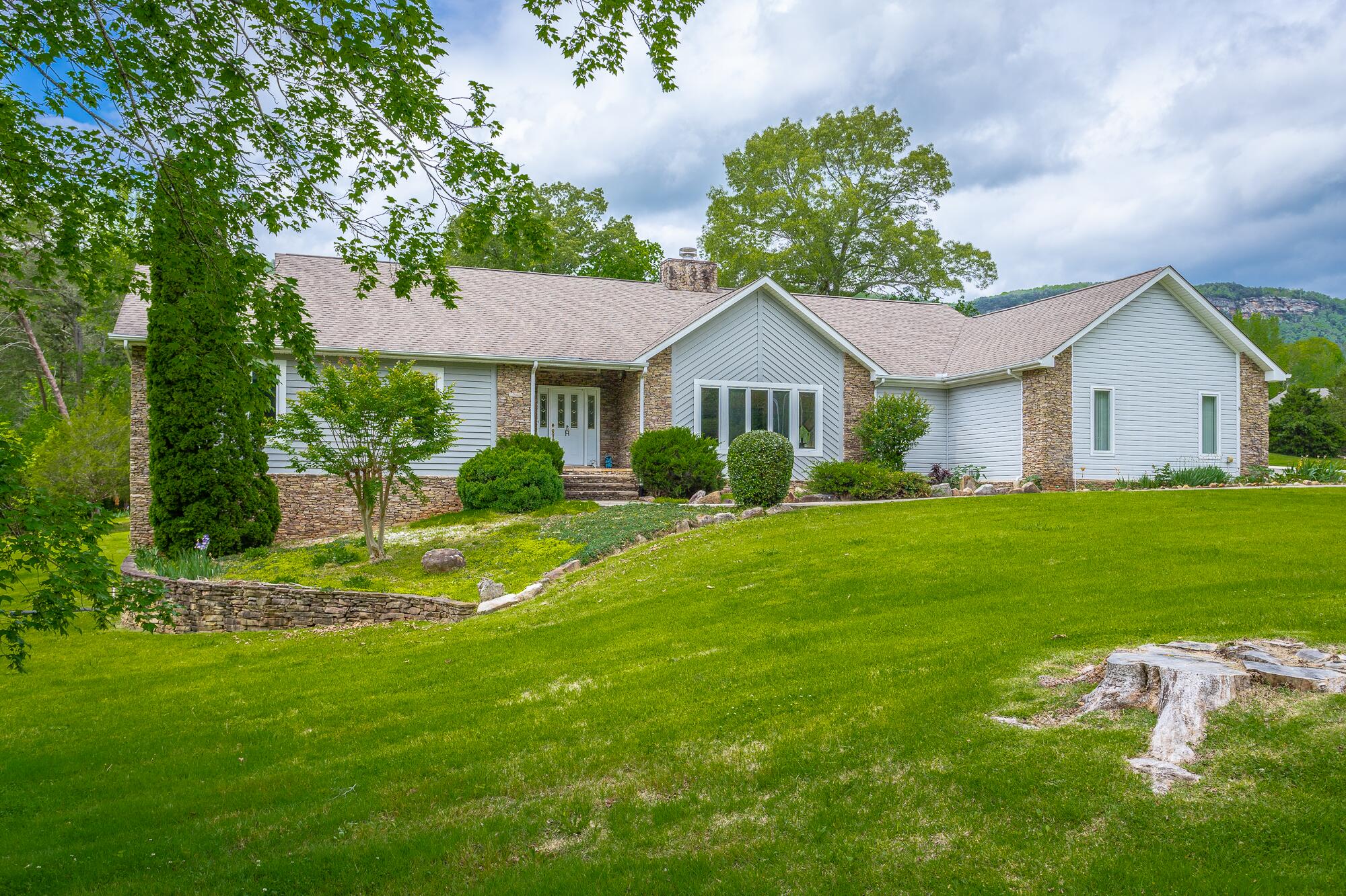 19 Lower Brow Road Dunlap, TN 37327 - Photo 4 of 167 19 Lower Brow Road HD-102