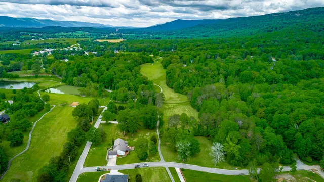 $499,900 | 19 Lower Brow Road, Dunlap, TN 37327