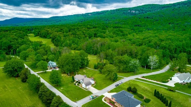 $499,900 | 19 Lower Brow Road, Dunlap, TN 37327