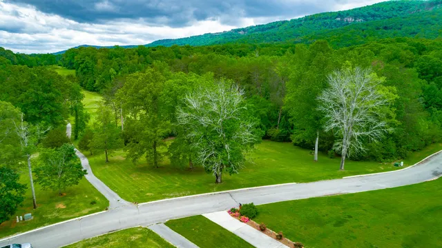 $499,900 | 19 Lower Brow Road, Dunlap, TN 37327