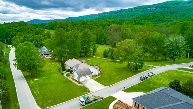 $499,900 | 19 Lower Brow Road, Dunlap, TN 37327