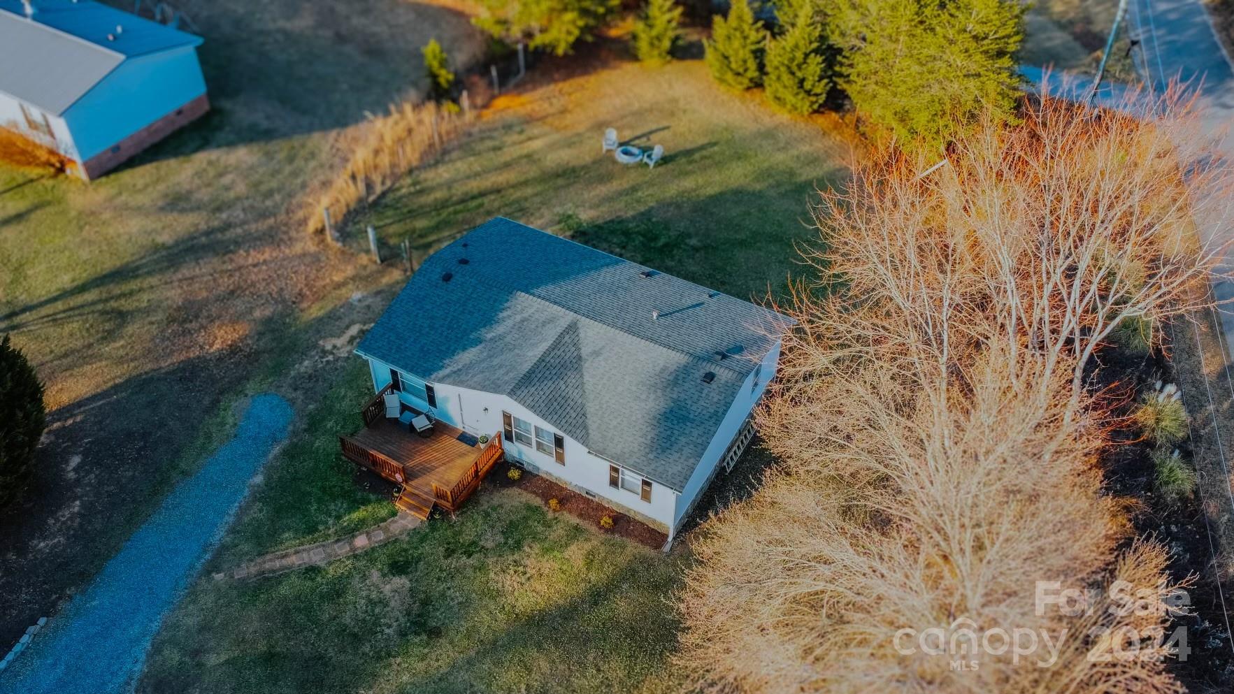 4628 Burns Road Granite Falls, NC 28630 - Photo 4 of 18 Gallery Image 4