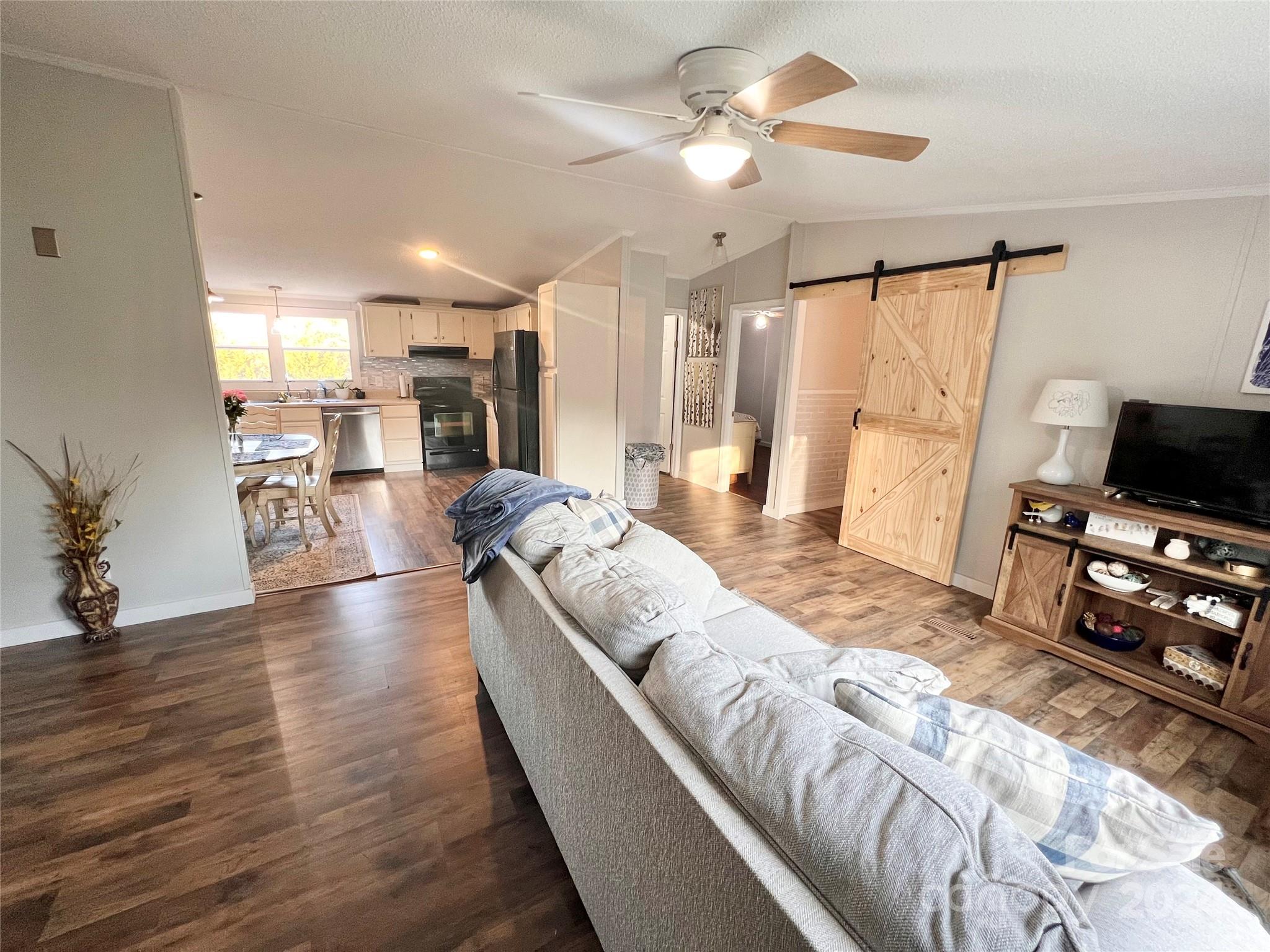 4628 Burns Road Granite Falls, NC 28630 - Photo 6 of 18 Gallery Image 6