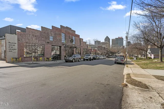 $410,000 | 1246 Coach Sta Alley, Unit 101, Raleigh, NC 27601