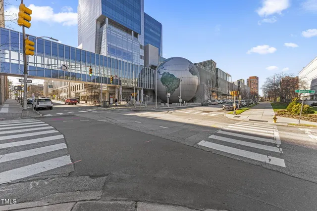 $410,000 | 1246 Coach Sta Alley, Unit 101, Raleigh, NC 27601