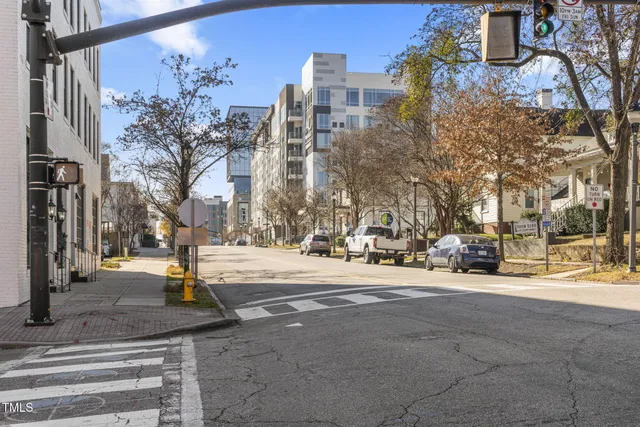 $410,000 | 1246 Coach Sta Alley, Unit 101, Raleigh, NC 27601