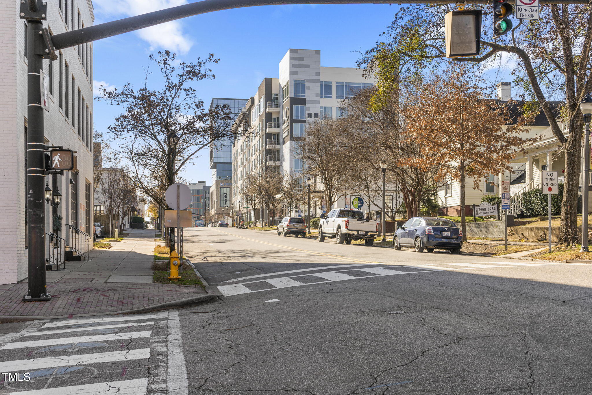 1246 Coach Sta Alley, Unit 101 Raleigh, NC 27601 - Photo 33 of 35 Glenwood South10