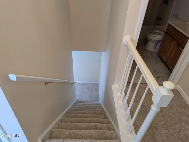 $2,600 | 13 Erie Court, Waterford, NY 12188