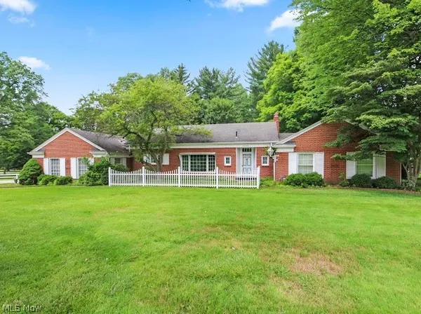 $295,000 | 6234 Mill Creek Boulevard, Youngstown, OH 44512
