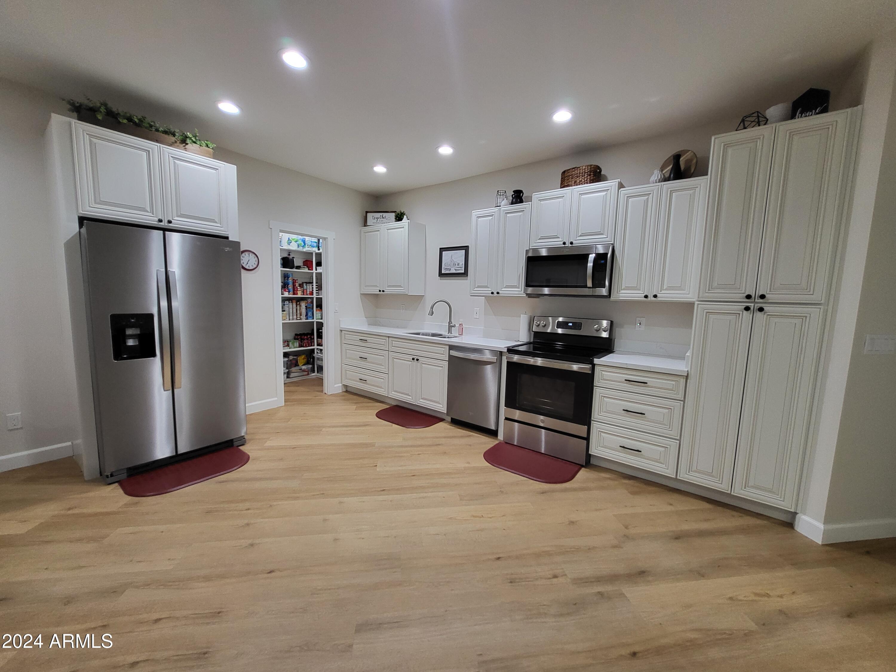 2060 East Quartz Street Mesa, AZ 85213 - Photo 49 of 63 20231113_133241