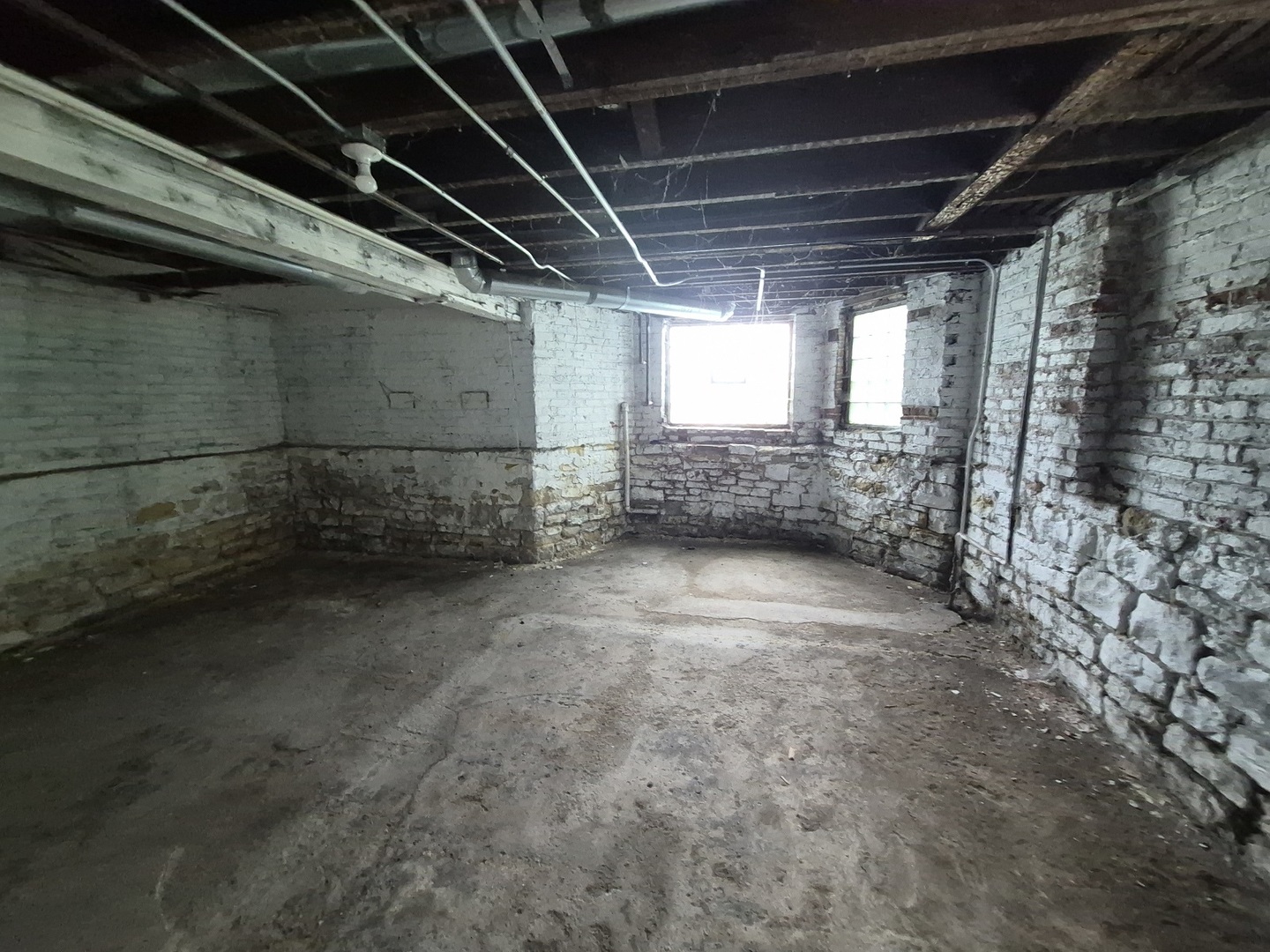 4126 West Adams Street Chicago, IL 60624 - Photo 14 of 19 a view of room with window