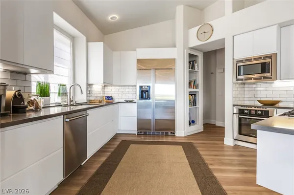 $7,900 | 404 Summer Mesa Drive, Las Vegas, NV 89144