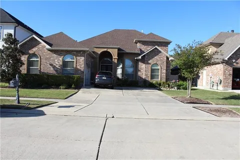 $550,000 | 216 Bayou Gentilly Lane, Kenner, LA 70065