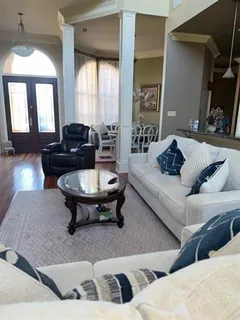 $550,000 | 216 Bayou Gentilly Lane, Kenner, LA 70065