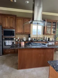 $550,000 | 216 Bayou Gentilly Lane, Kenner, LA 70065