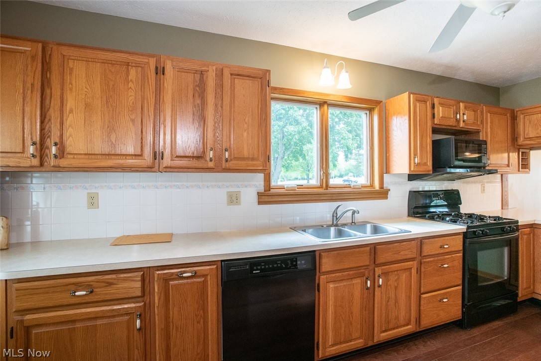 70 Fixler Road Wadsworth, OH 44281 - Photo 15 of 35