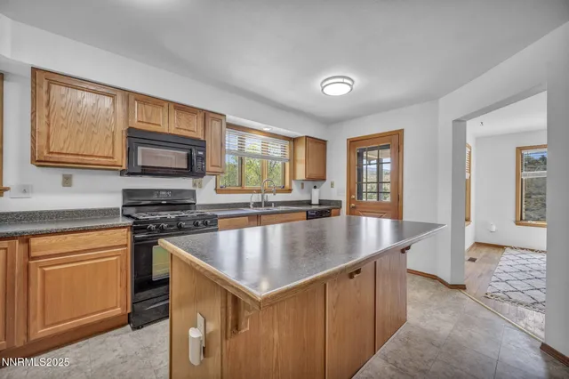 $750,000 | 670 Valle Verde Drive, Sparks, NV 89441