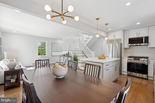 $878,653 | 3321 King Street, Alexandria, VA 22302