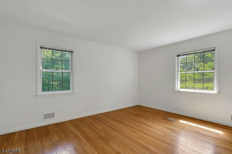 35 Manor Drive Bernards, NJ 07920 - Photo 28 of 46