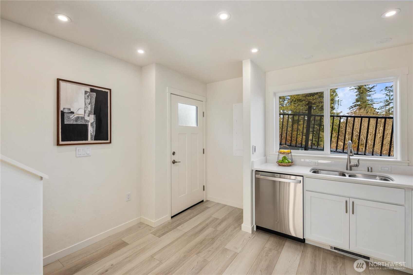 1032-1 Guard Street Friday Harbor, WA 98250 - Photo 9 of 33