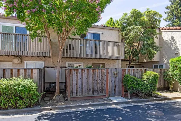 $879,950 | 103 Mission Drive, East Palo Alto, CA 94303
